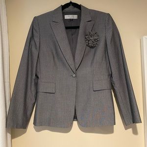 Tahari 6P Blazer Gray Pinstripe